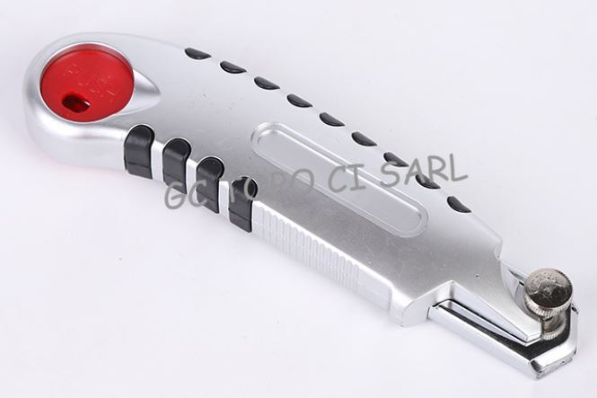 Cutter à dénuder 18mm