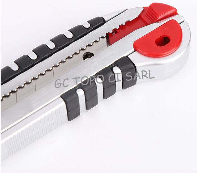 Cutter à dénuder 18mm