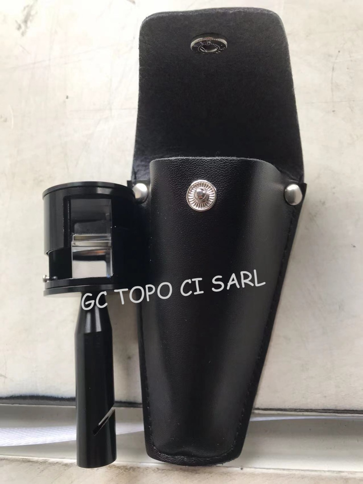 Equerre optique double prisme